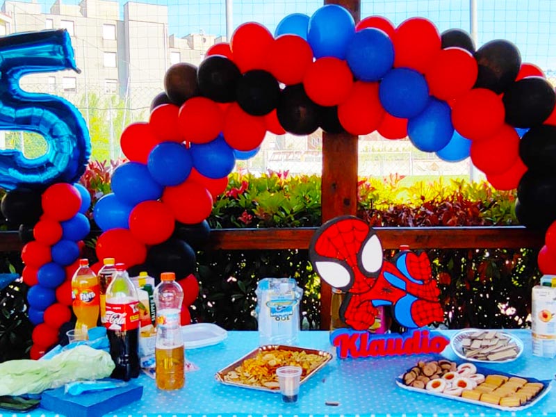Addobbi e decorazioni compleanno a tema Spiderman