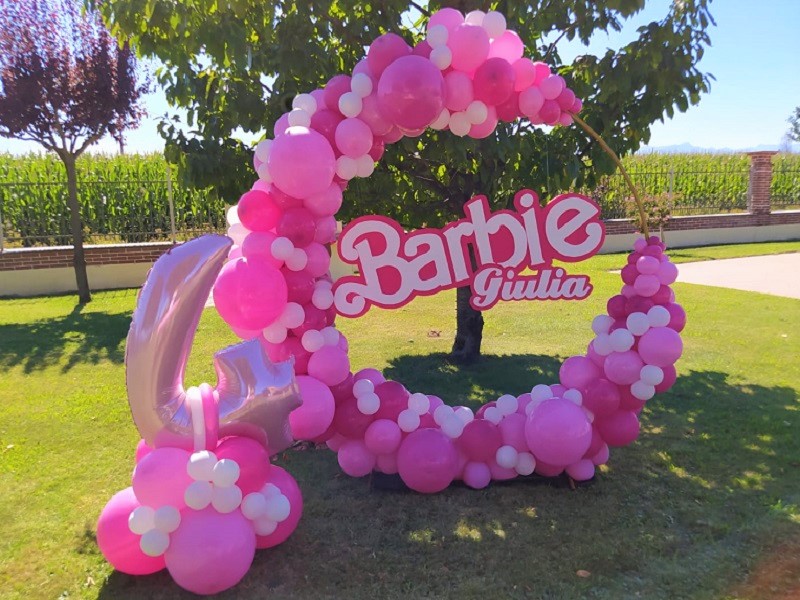 Festa Barbie addobbi palloncini allestimento a tema barbie party barbie idee compleanno barbie